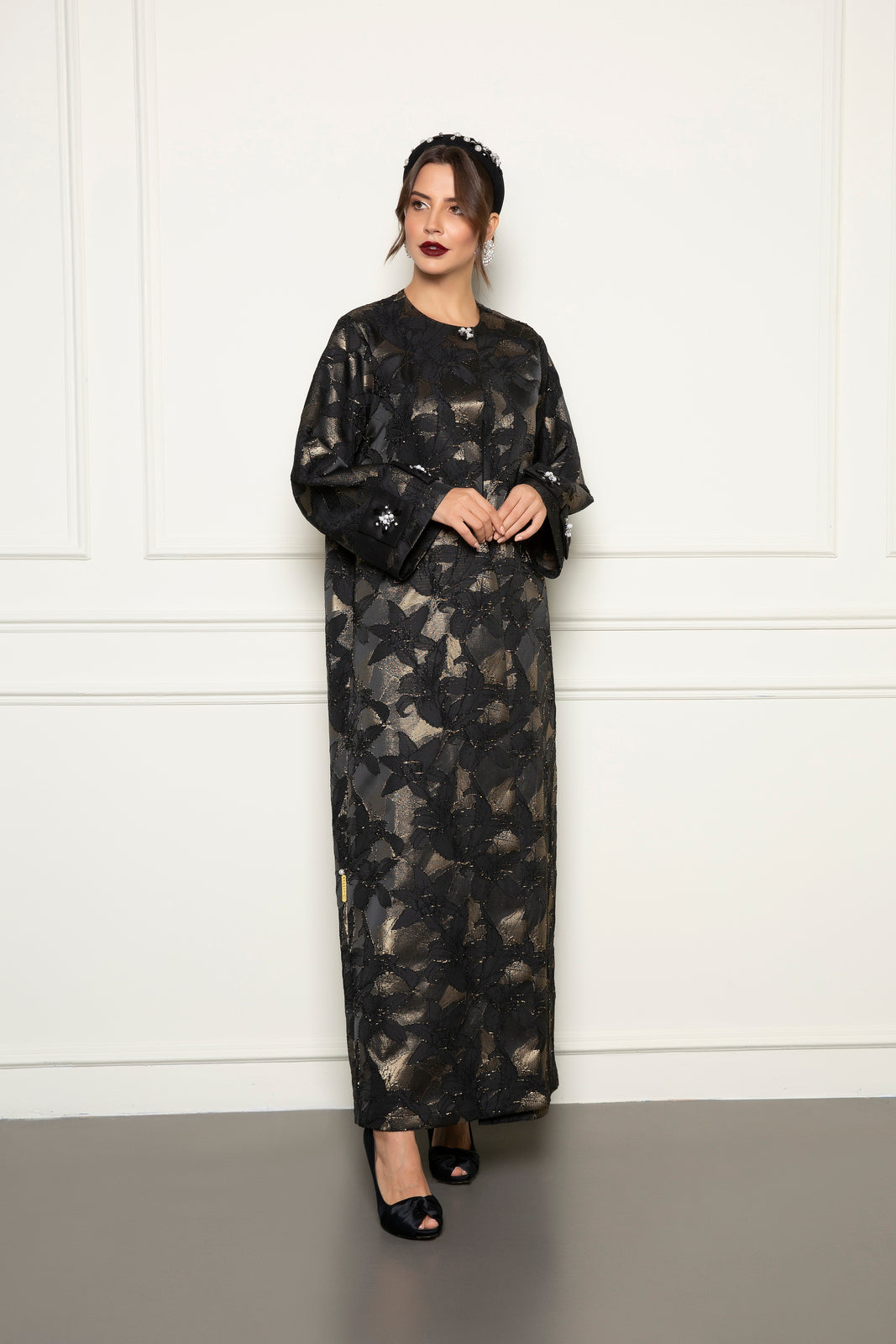 Black/Gold jacquard coat style abaya