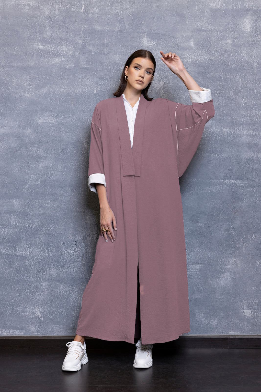 Tara Abaya