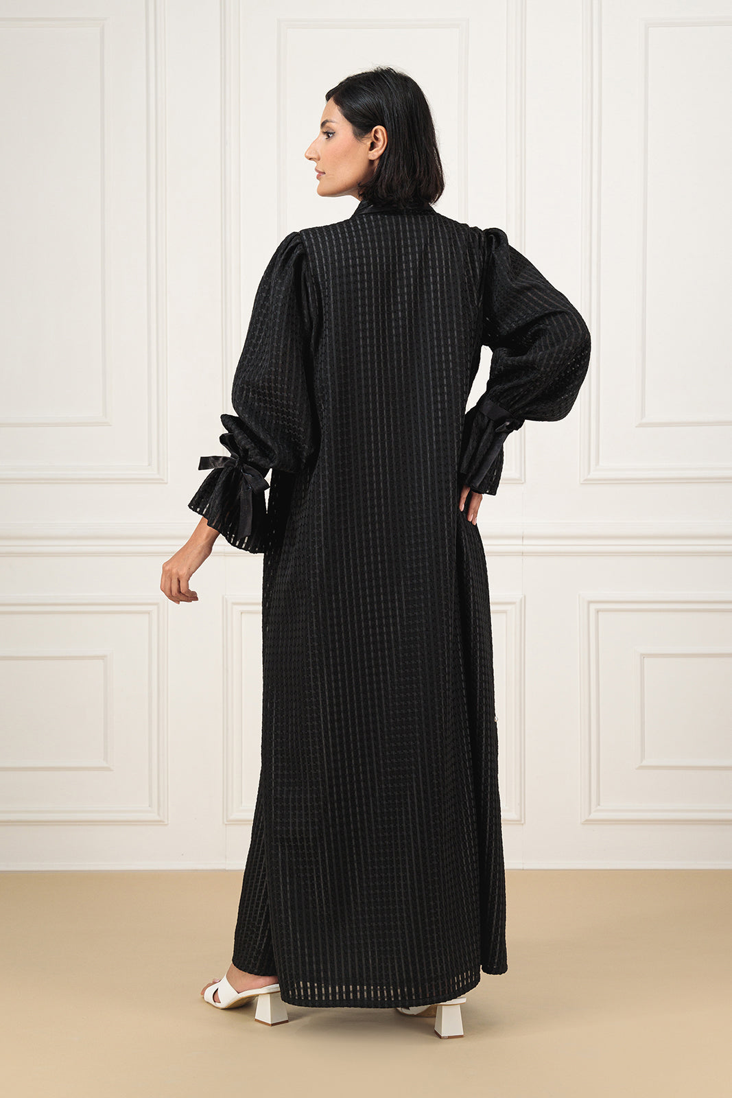 Double collar abaya
