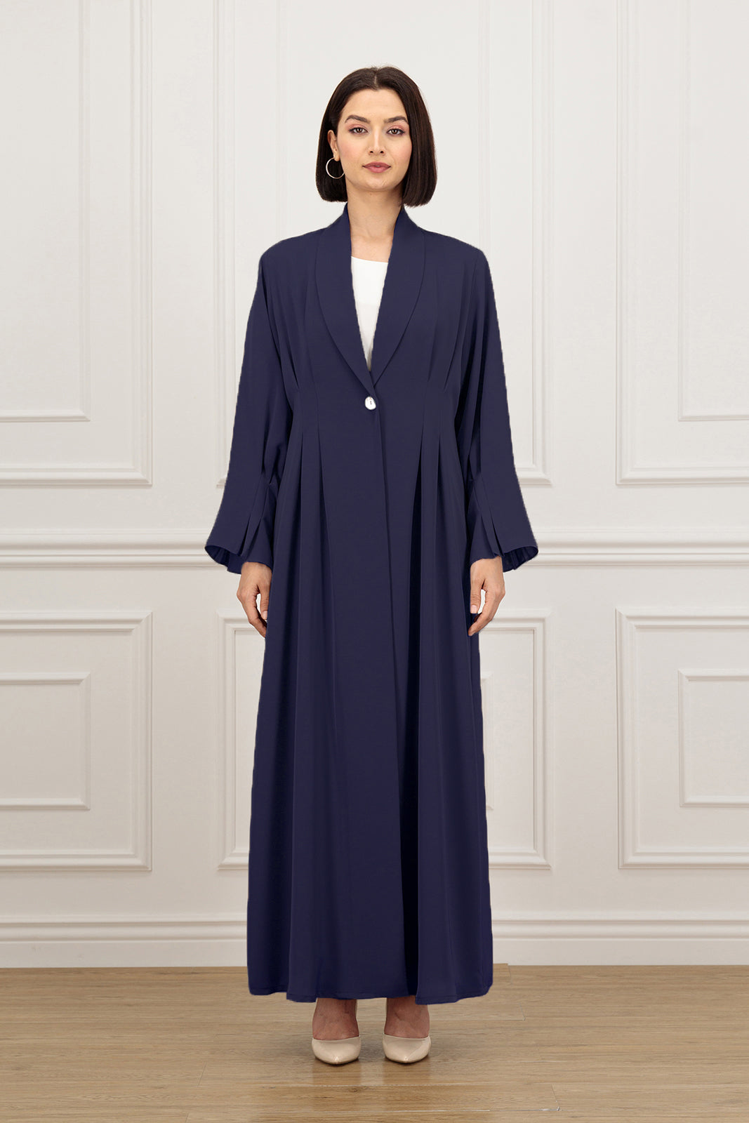Semi-fitted coat-style Abaya